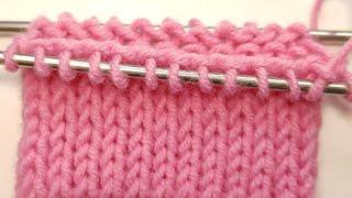 Two sheets at a time with two knitting needles. /For beginners to knit