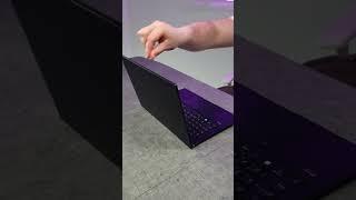 Открывается ли Zenbook 14 OLED одной рукой — давайте проверим! 