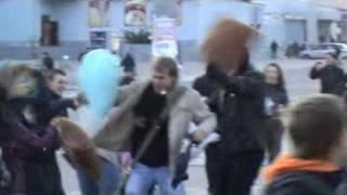 Бои подушками в Бендерах
