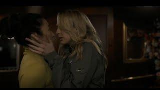 Killing Eve - Villanelle and Eve KISS - 4x08