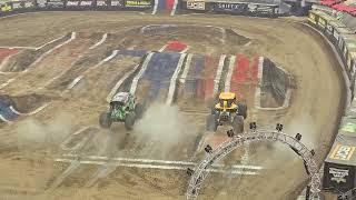 Grave Digger vs. JCB Digatron Monster Jam World Finals XXIII Racing