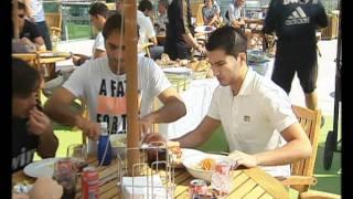 Mourinho invites the Real Madrid squad to BBQ after training!