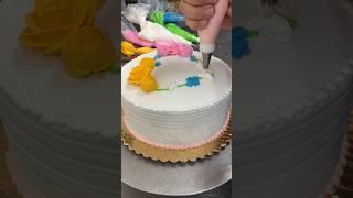 Decorate a cake with me  #cakedecorating #cake #cakeinspiration #cakedecorator #flowers #CapCut