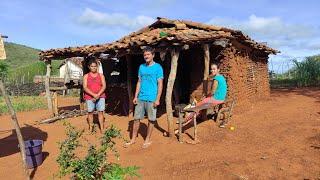 MORANDO NUMA CASINHA SIMPLES NA ROÇA, VAMOS CONHECER A HISTÓRIA DESSA FAMÍLIA NO SERTÃO NORDESTINO.