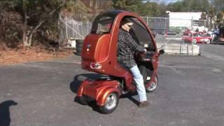 MotoMojo Tri-Elite 150 3 Wheel Scooter