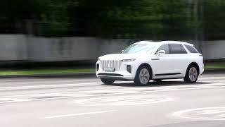 Hongqi E HS9.