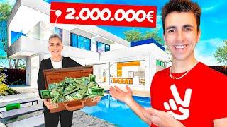 UN NIÑO MILLONARIO NOS REGALA UNA MANSION DE LUJO! *Nueva Maximo House!*