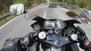 Honda CBR 600 vs 420hp Golf GTI mk7