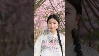 女友就是我快乐的秘籍。放宽心，什么都会过去的！ #快乐的秘籍 #农村生活 #我的女友 #ruralgirl #咱村小结巴 #海棠花 #begonia
