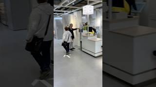 IKEA- зайти на 5 минут, потеряться на 2 часа#жизньвчехии #шопинг #praha #ikea #юмор
