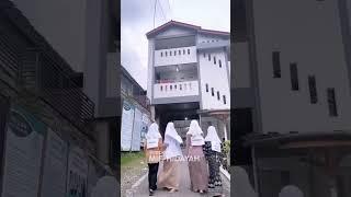 "Jangan lupa mondok di Miftahul Hidayah"Pokoknya mari bergabung bersama kami di sini