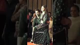 Alia Bhatt sitting comfortablely in Varun Dhawan's lap| #varia adorable moments| That last hug