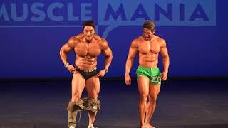 Musclemania Asia 2017 - Hwang Chul Soon & Terrence Teo Pose Down!*