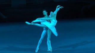 Anna Nikulina and Semyon Chudin in ballet Swan Lake