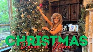 Christmas decor & more. Plus, a behind-the-scenes look at setting up a smaller open house