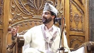 Mirwaiz Umar Farooq reciting Rasool e Khuda S.A.W Bai Misaal Allah Allah " Naat   at Jama Masjid