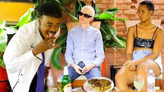 REGIS Muri Resitora Yakiriye Abakundana Nabi Amafaranga Atuma Barwana: REGIS SKITS