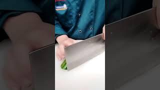How to Carve Stunning Flowers from Carrots and Cucumbers