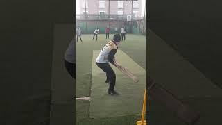 #Clever Batting  #turfcricket #boxcricketleague