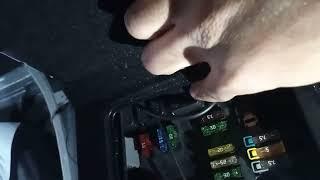 Mercedes S500 fuel pump relay location