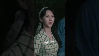 #明艳美人家属院带娃，硬汉兵哥霸道宠 #点击上方链接看完整版视频 #Watch Now #drama #小爱推文 #shorts
