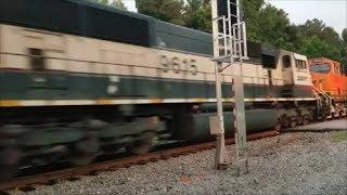 5 locomotive consist leads CSX Q409 with Rare BNSF Lashup and Horn Salutes!