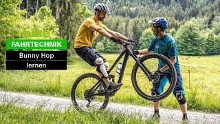 MTB-Fahrtechnik: Bunny Hop lernen – so springt man geschmeidig über Hindernisse!