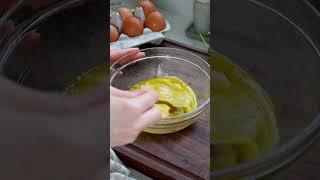 High Protein Crunchy Breakfast Tortilla  I  Easy Breakfast Recipes #brunchrecipe #eggbreakfast