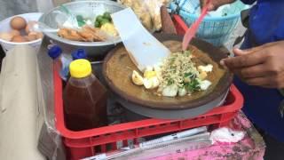 Gado Gado prepared on the side if the road Bali