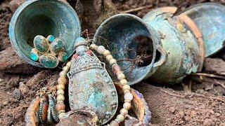 Talismanic Treasure Turns Out to Be Worth $30,000! Tavşan Tepe Church Treasure! i found big treasure