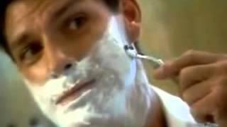 Rolling Razor Shaving Starter Kit for Men and Fog Free Mirror