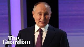 Putin holds annual end of year conference – watch live