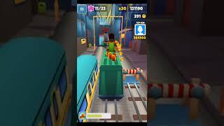 Jump over 4 Trains in One Run - Subway Surfers