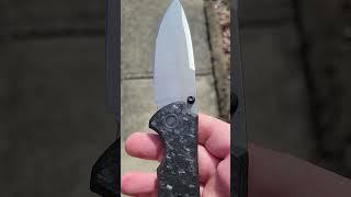 The Walk Around Ep 29. Custom Knife Factory Yeti Chimera. Ti, Shred Carbon Fiber, m390 #knifelife