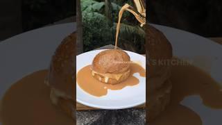 Dubai's Viral Breakfast Trend “Maska Cheese Karak” 🫖 #malaitoast #karakchai #viralshorts #shorts