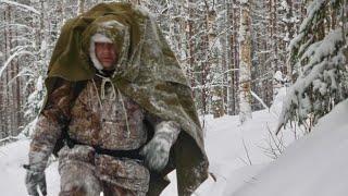 Extreme Winter Survival Camping | Bushcraft Shelter - Lavvu Poncho