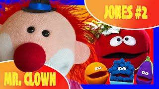 Mr. Clown Tells Funny Jokes for Kids!