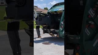 Waste Pro | Mack Granite - McNeilus Heavy Duty Rear Loader