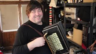 Squeezebox Advent Calendar with John Spiers - December 6th - Felix Callewaert lepelbasser melodeon!