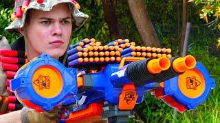 Nerf War: 4 Million Subscribers