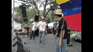 2013-08-03- Campesinos Rap - En Vivo @ Plaza Parque Carabobo, Caracas