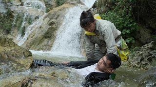 The old woman who picked herbs accidentally saved the 27-year-old mayor, what about Nhien?