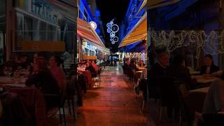 Night vibes in FuengirolaHappy people enjoying spanish gastronomy. #walkingtour #spain #winter