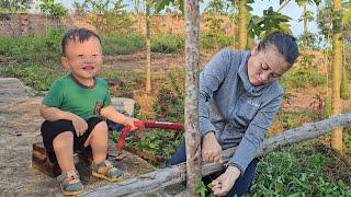 A Single Mother And Her Son Work Together To Build Wooden Floors And Clean The Garden| Ly Tieu Hon