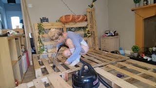 ASMR VACUUMING | DUSTY PALLETS | JUST JADE