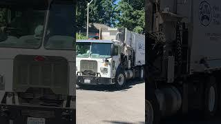 Curbtender Garbage Truck #drill #rapper #garbagecollection #garbage trucks