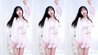 Korean BJ very sweet girl dancing