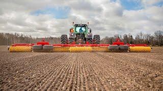 Väderstad Rexius in ploughed land