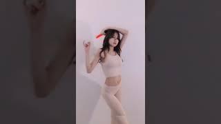 徐雅-初恋感觉/First love feeling