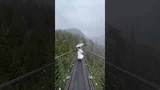 Beautiful walk in the rain | mi shah |